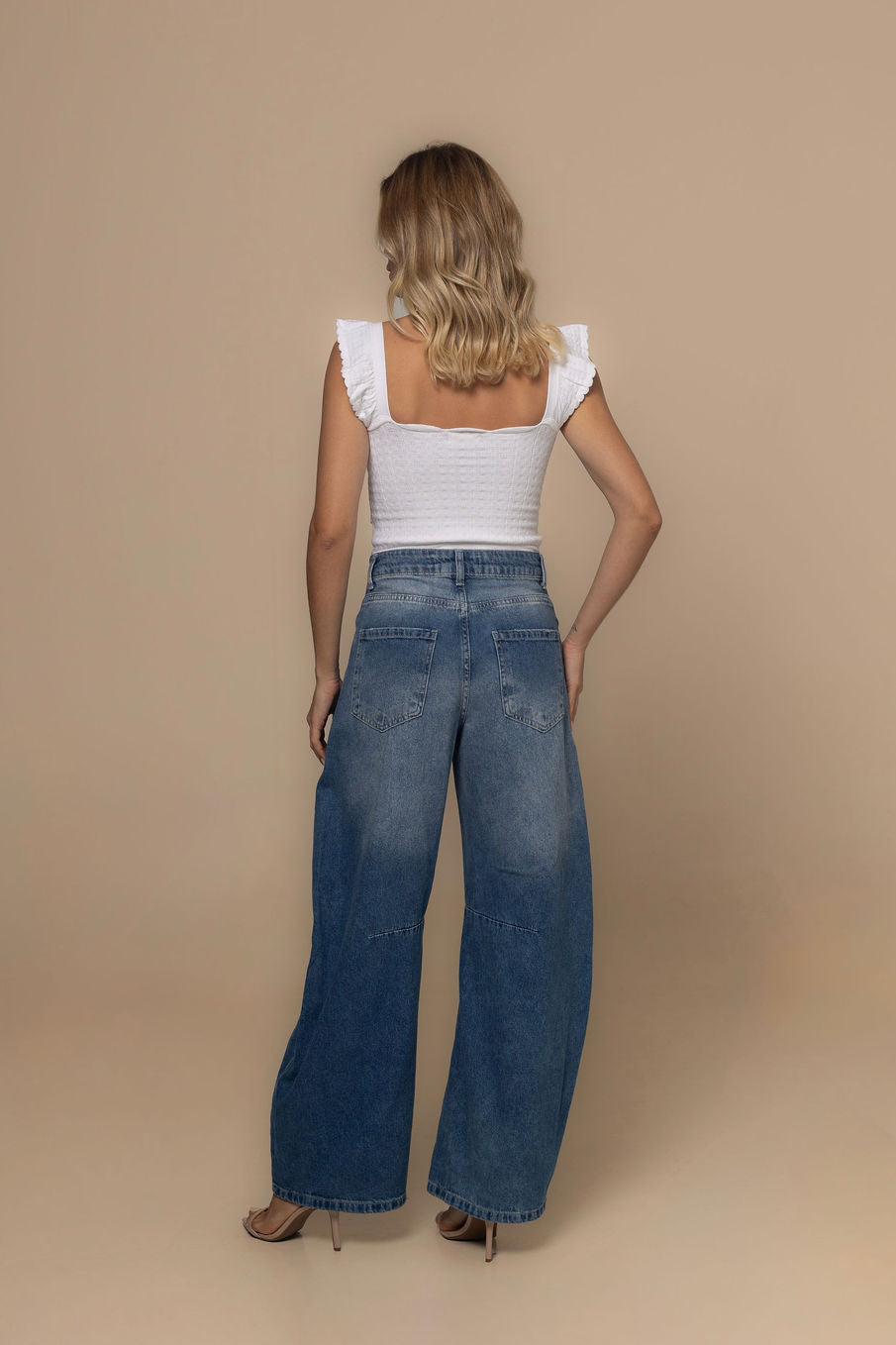 Nina Sculpted Minimalist Stretch Knit Top in Off-White | Casa Maly