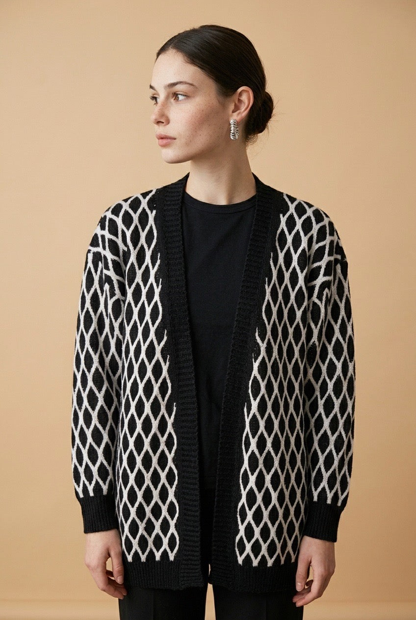 Rombo Black & White Diamond Knit Cardigan | Casa Maly