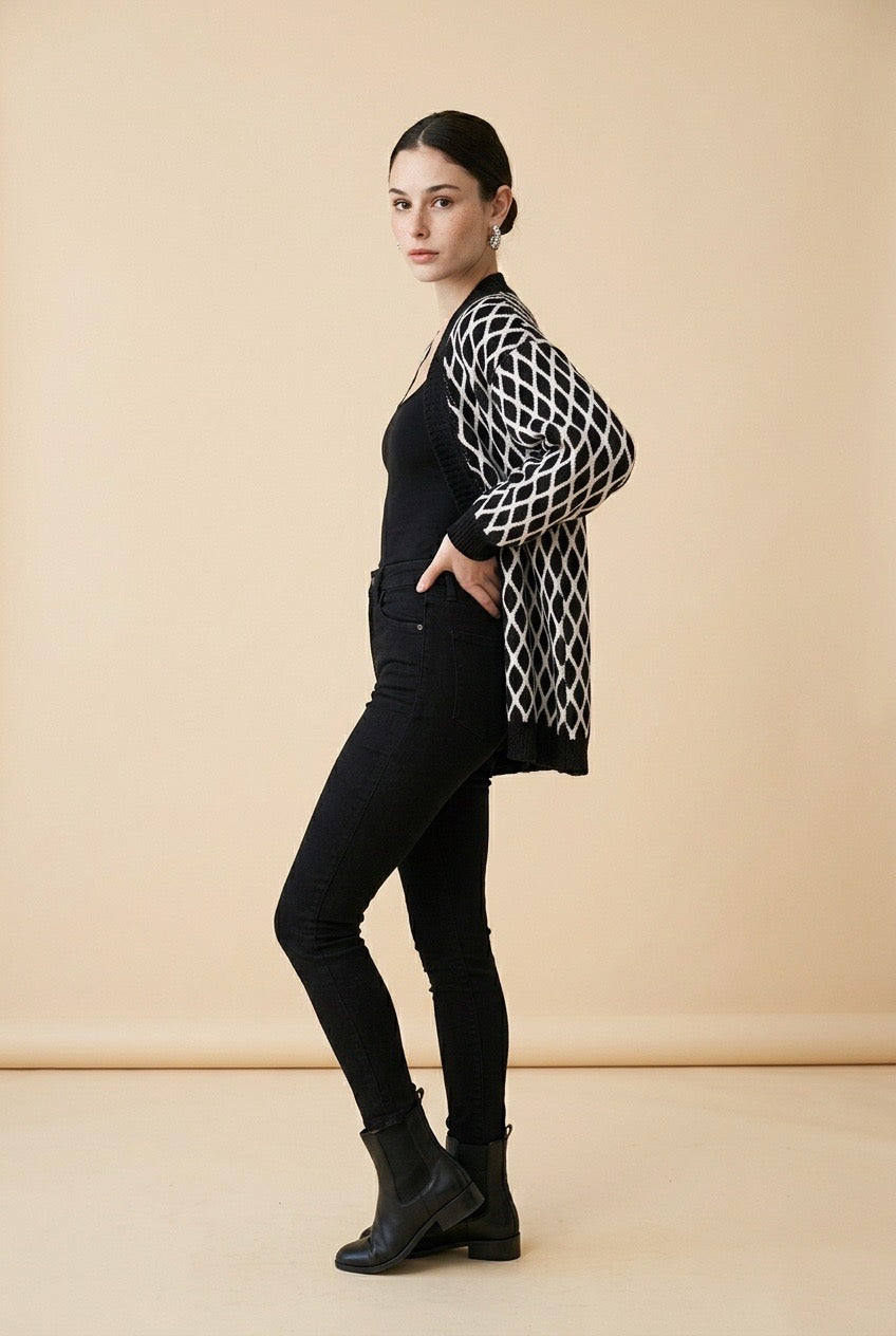 Rombo Black & White Diamond Knit Cardigan | Casa Maly