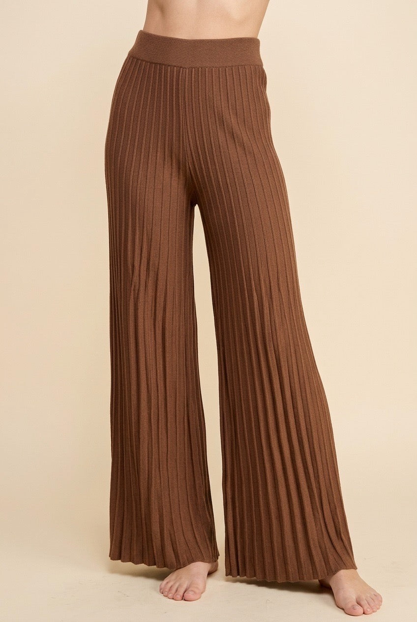 Samba Brown Acrylic Knit Pant | Casa Maly