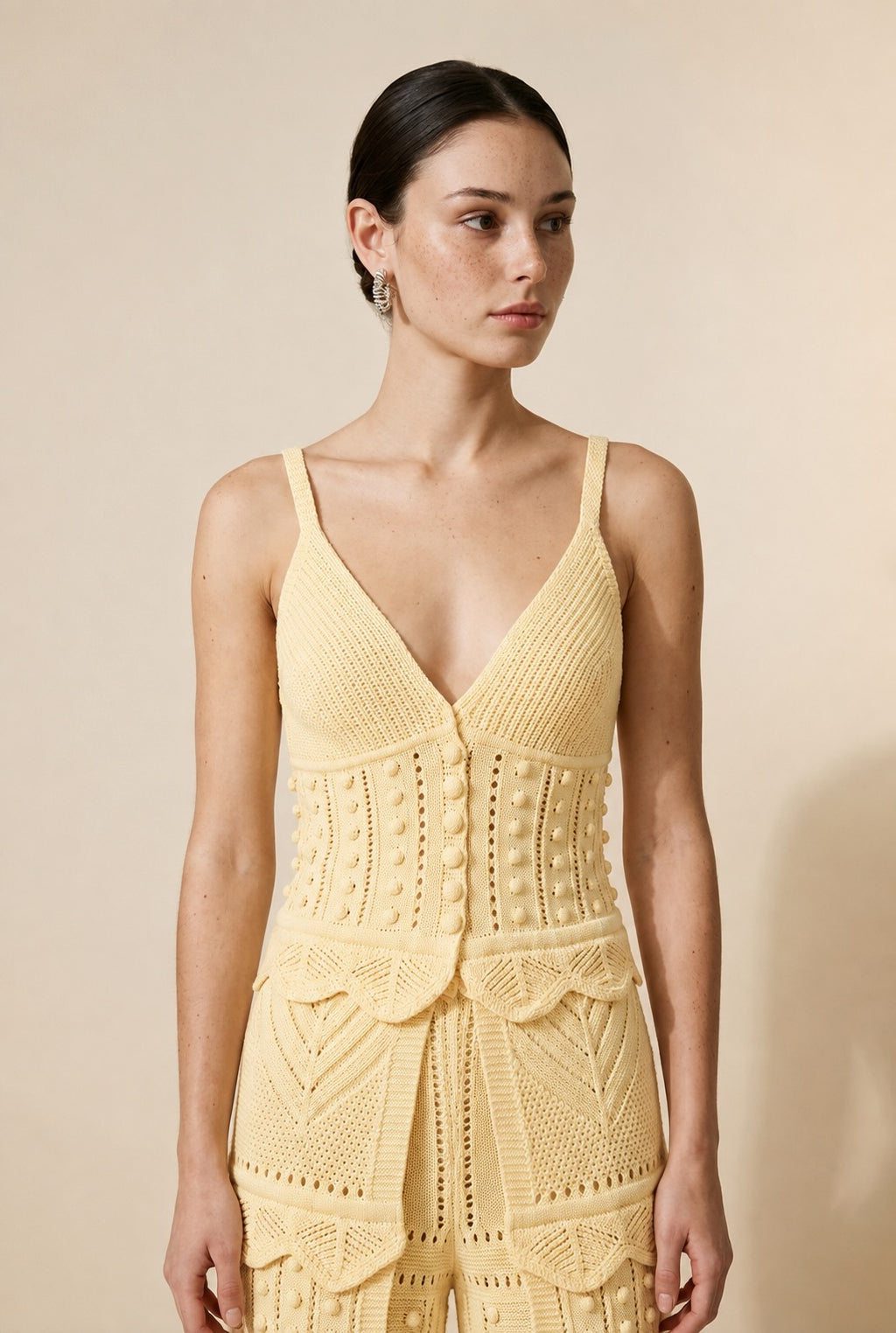 Casa Maly Romina Set - Light yellow crochet V-neck top and matching wide-leg pants with scalloped tiered details