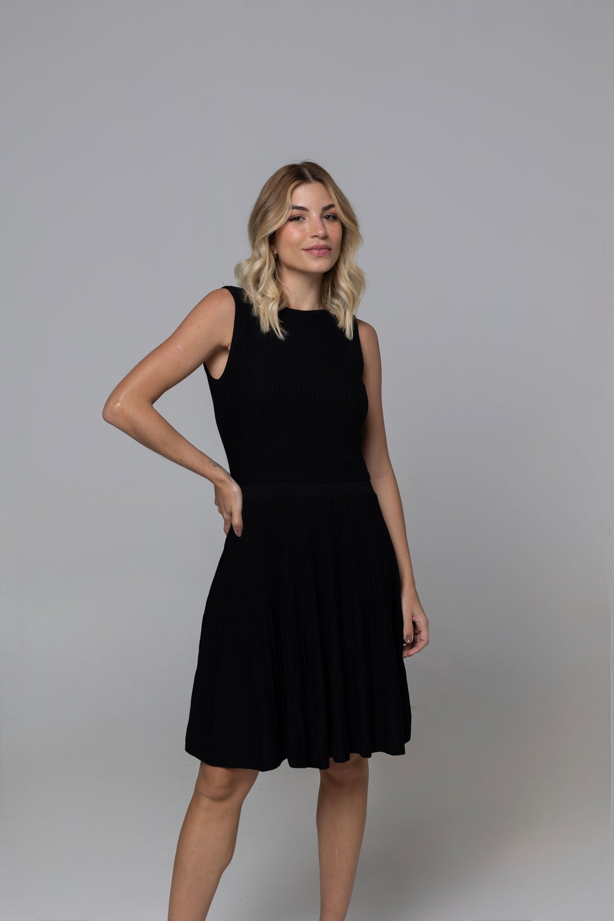 Amina Black Lined Knit Midi Dress | Casa Maly